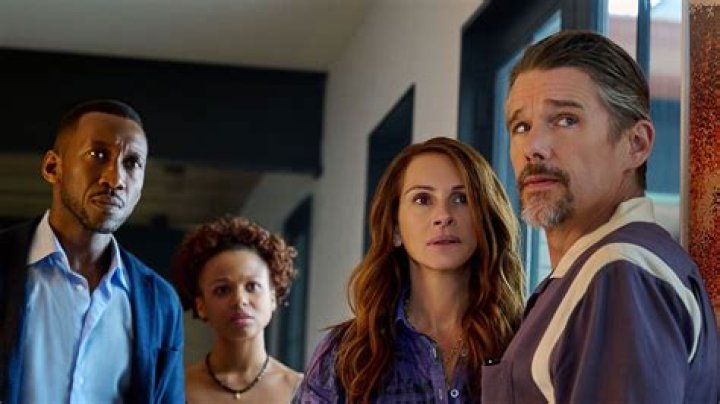 'Leave The World Behind' Has Fans Debunking Theory About Kevin Bacon and Ethan Hawke ·