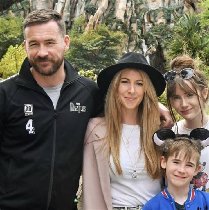 Barry Sloane Biography, Age, Height, Wife, Net Worth, Family
