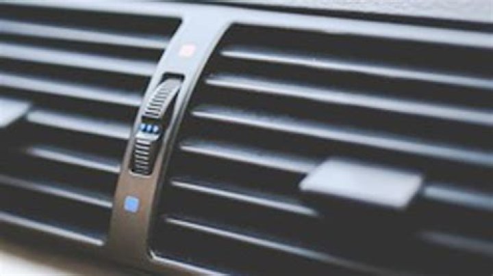 Can a low car battery affect the air conditioning? ·