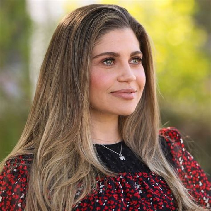 Danielle Fishel News, Pictures, and Videos ·