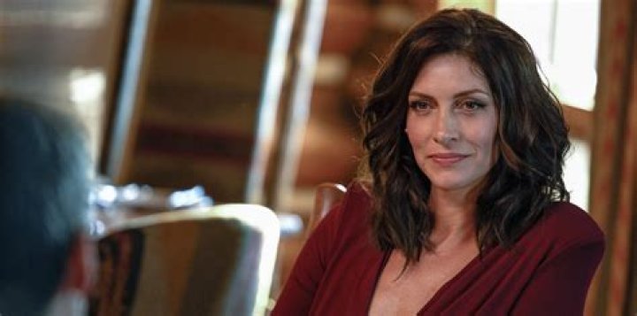 Dawn Olivieri Is Portrayed As A Sarah Atwood In Yellowstone