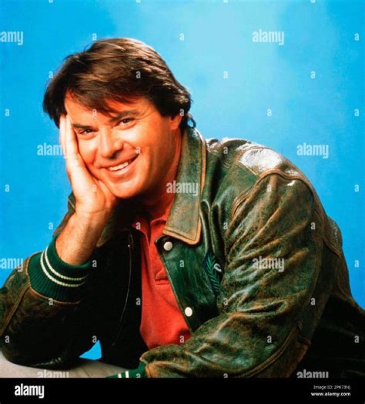 Discover The Height Of Legendary Actor Robert Urich