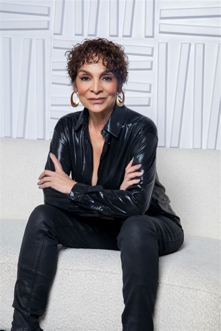 Discover The Secrets Of Jasmine Guy's Relationships