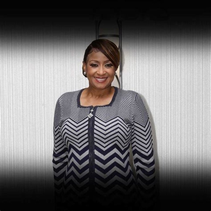 Dorinda Clark-cole Net Worth | VivaX
