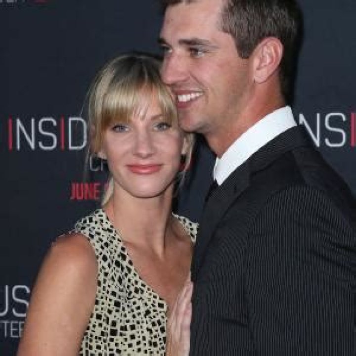 Heather Morris Net Worth, Kids, Husband Taylor Hubbell, Wiki