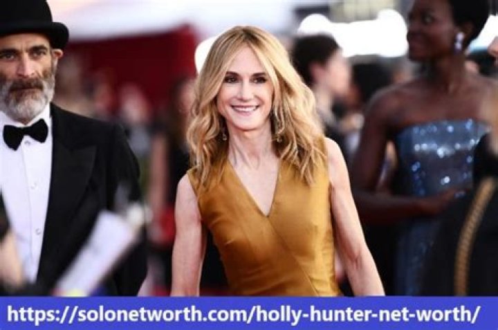 Holly Hunter Net Worth 2024