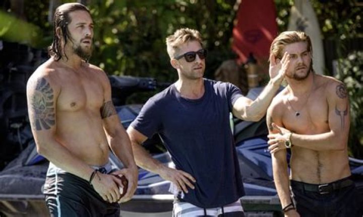 How tall is Ben Robson |