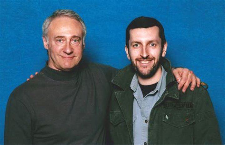 How tall is Brent Spiner |