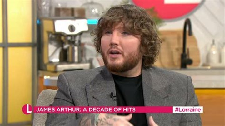 How tall is James Arthur |