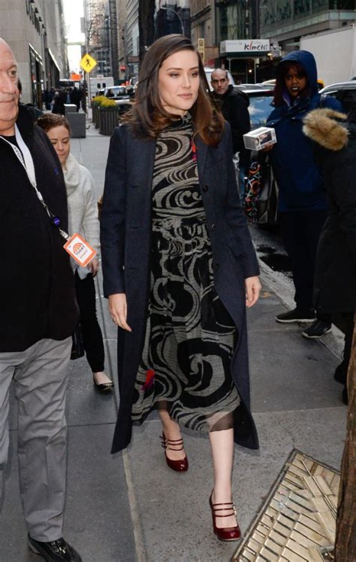 How tall is Megan Boone |