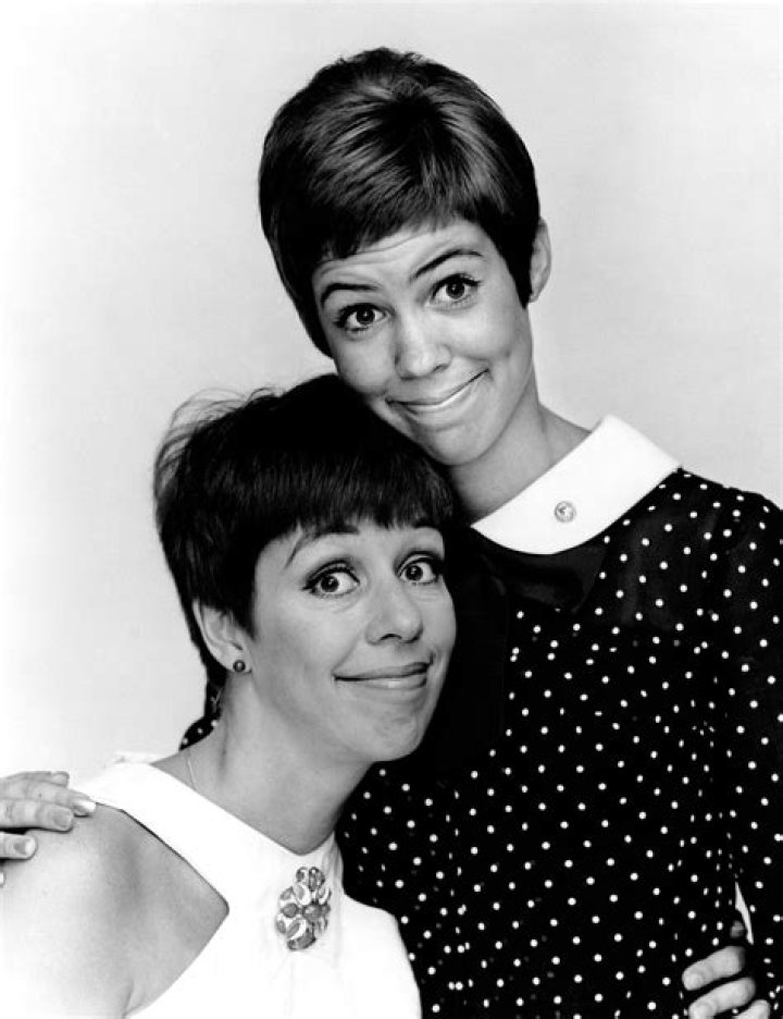 Is Vicki Lawrence Related To Carol Burnett? Are They Sisters |