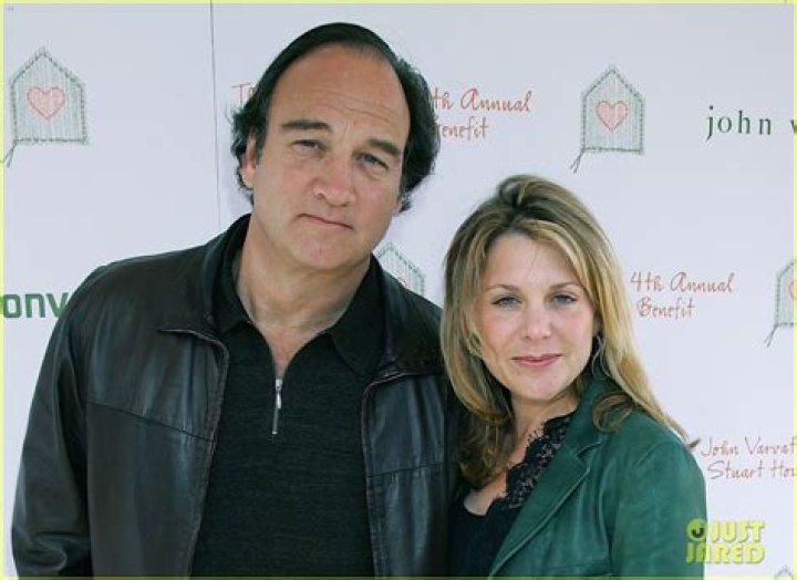 Jim Belushi Files For Divorce
