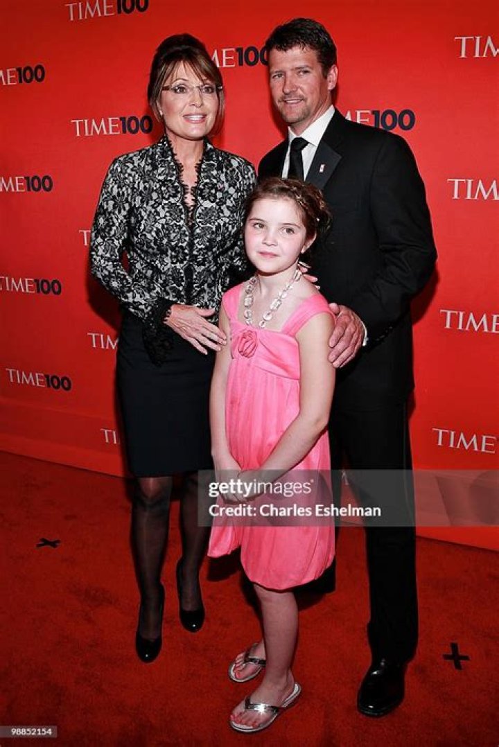 Meet Piper Palin Photos and Facts of Sarah Palins Daughter With Husband Todd Palin |