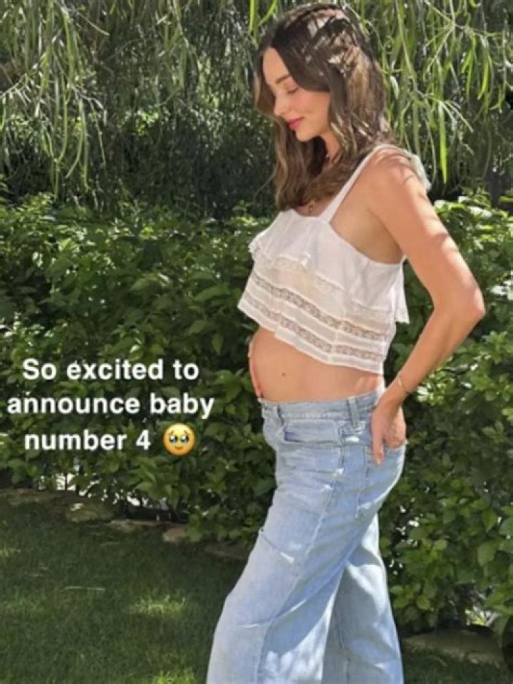 PROOF She's Pregnant with Baby Number Four?! ·