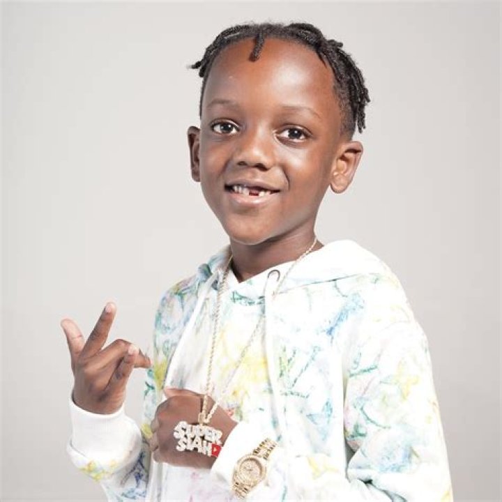 Super Siah (YouTube Star) - Age, Birthday, Bio, Facts, Family, Net Worth, Height & More