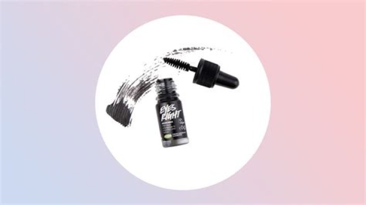 The Best Chemical-Free Natural Makeup ·
