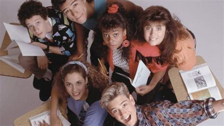 Things Only Adults Notice About Saved By The Bell |