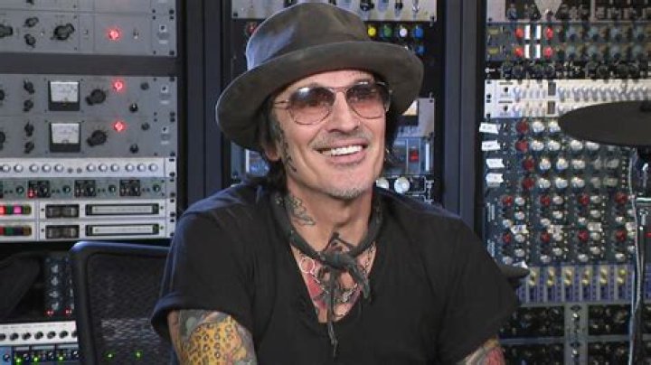 Tommy Lee Recalls Drinking 2 Gallons of Vodka a Day and Shooting Booze With a Syringe