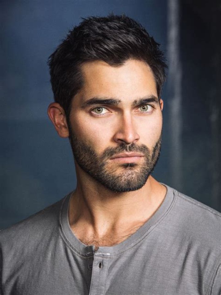 Tyler Hoechlin Net Worth - BlogLab