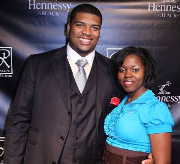 Who is Trent Williamss Wife? Is Trent William Dating Anyone? Trent Williams Girlfriend