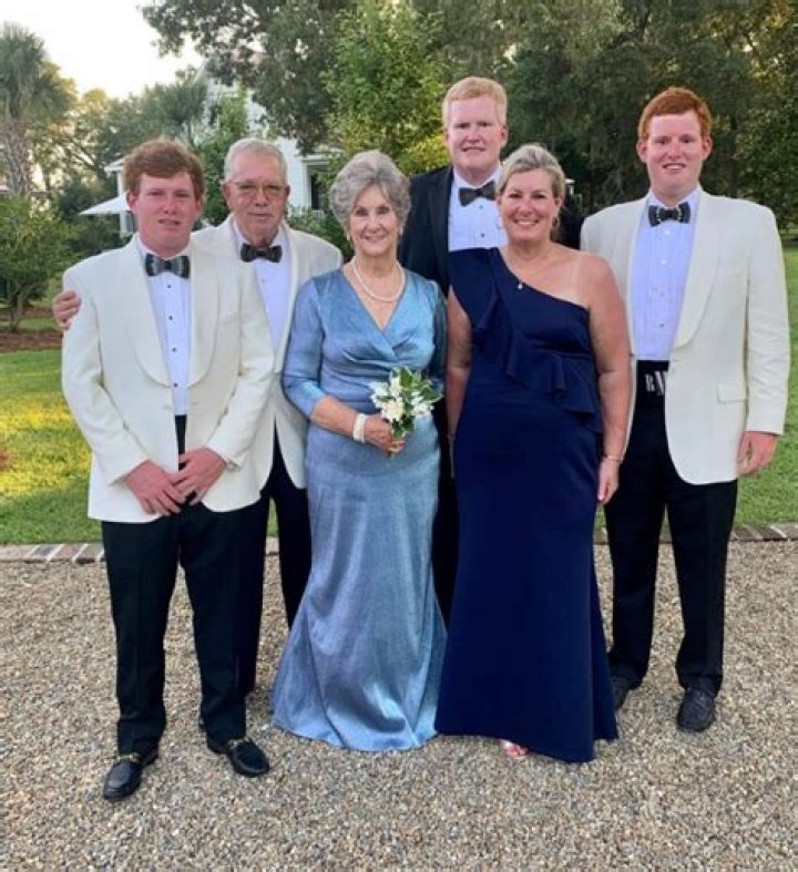 Wife Maggie Murdaugh And Son Paul Murdaugh |