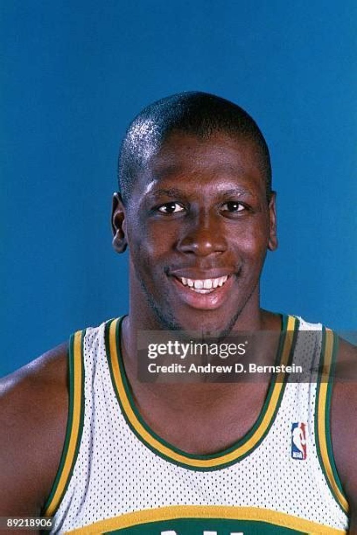 Xavier McDaniel ·